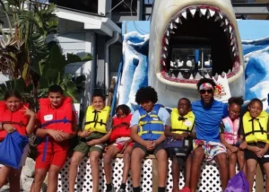 kids on a summer field trip